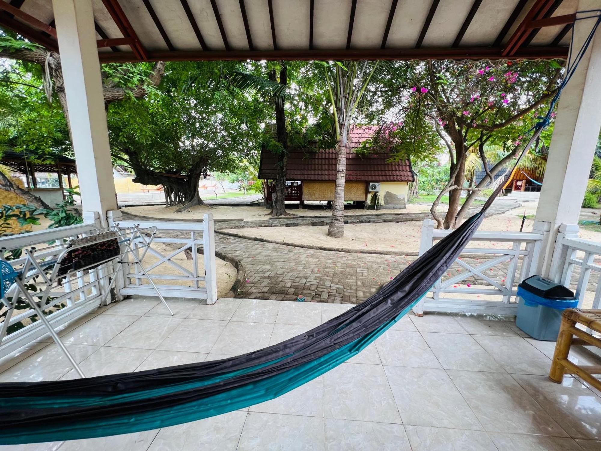Gita Gili Bungalow Gili Air Exterior photo